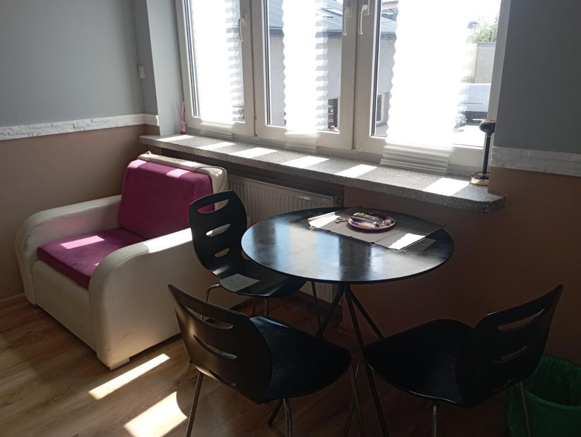 Pokoje Targowek Hotel Варшава Екстериор снимка