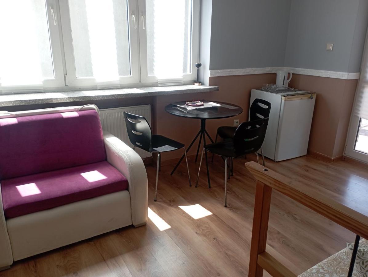 Pokoje Targowek Hotel Варшава Екстериор снимка
