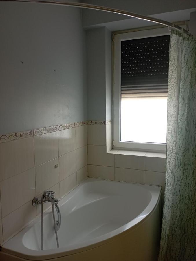 Pokoje Targowek Hotel Варшава Екстериор снимка