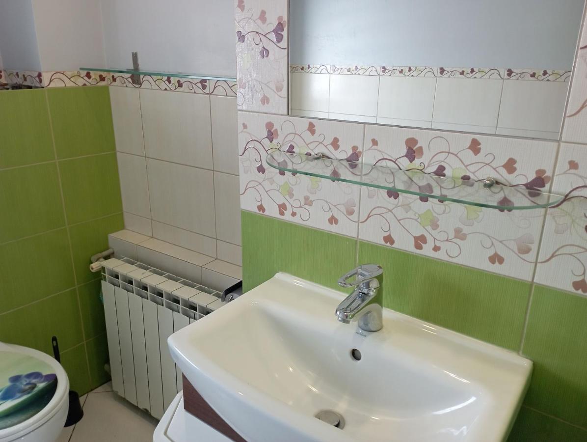 Pokoje Targowek Hotel Варшава Екстериор снимка