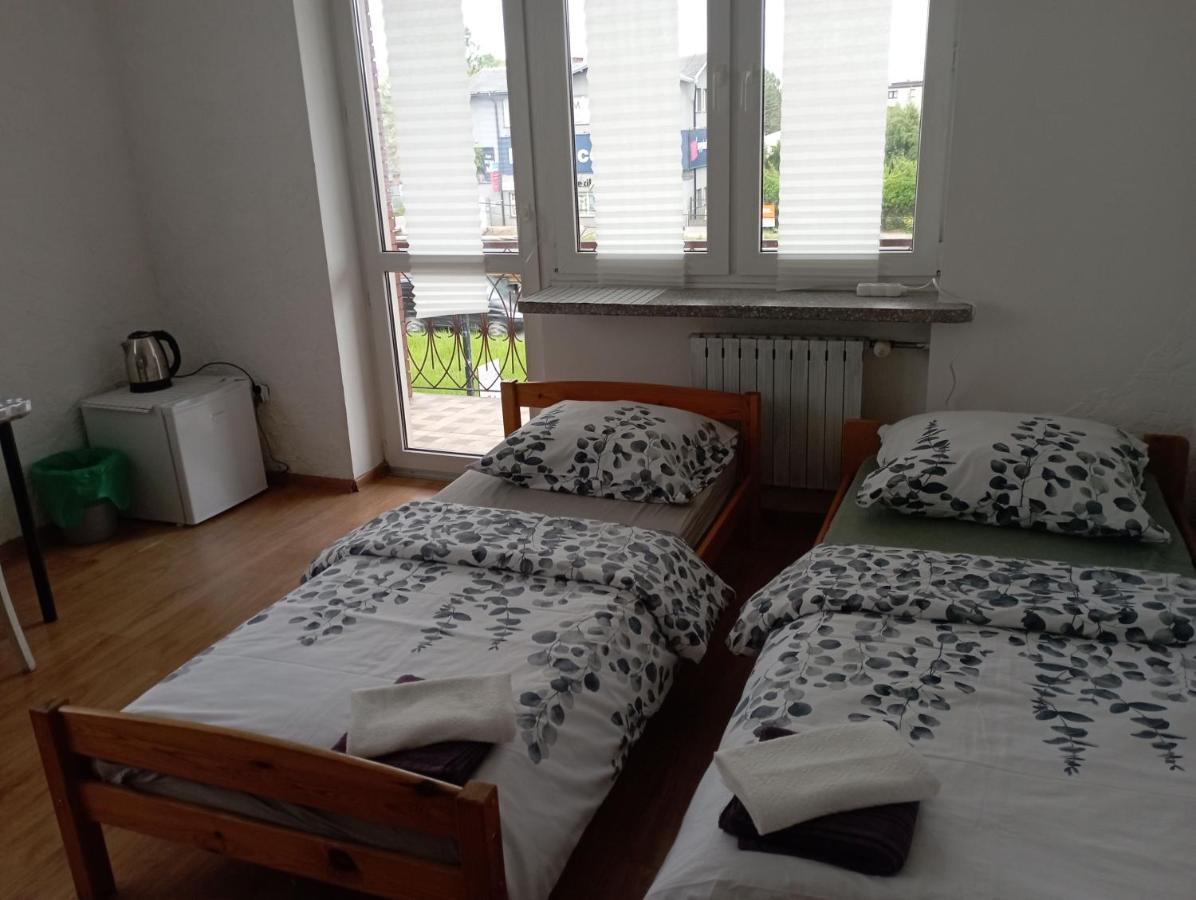 Pokoje Targowek Hotel Варшава Екстериор снимка