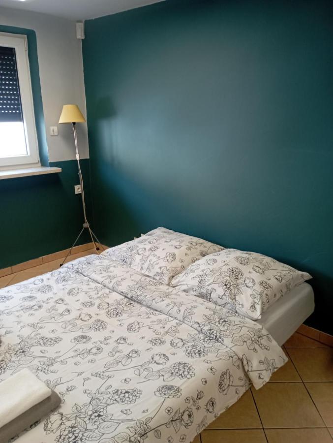 Pokoje Targowek Hotel Варшава Екстериор снимка