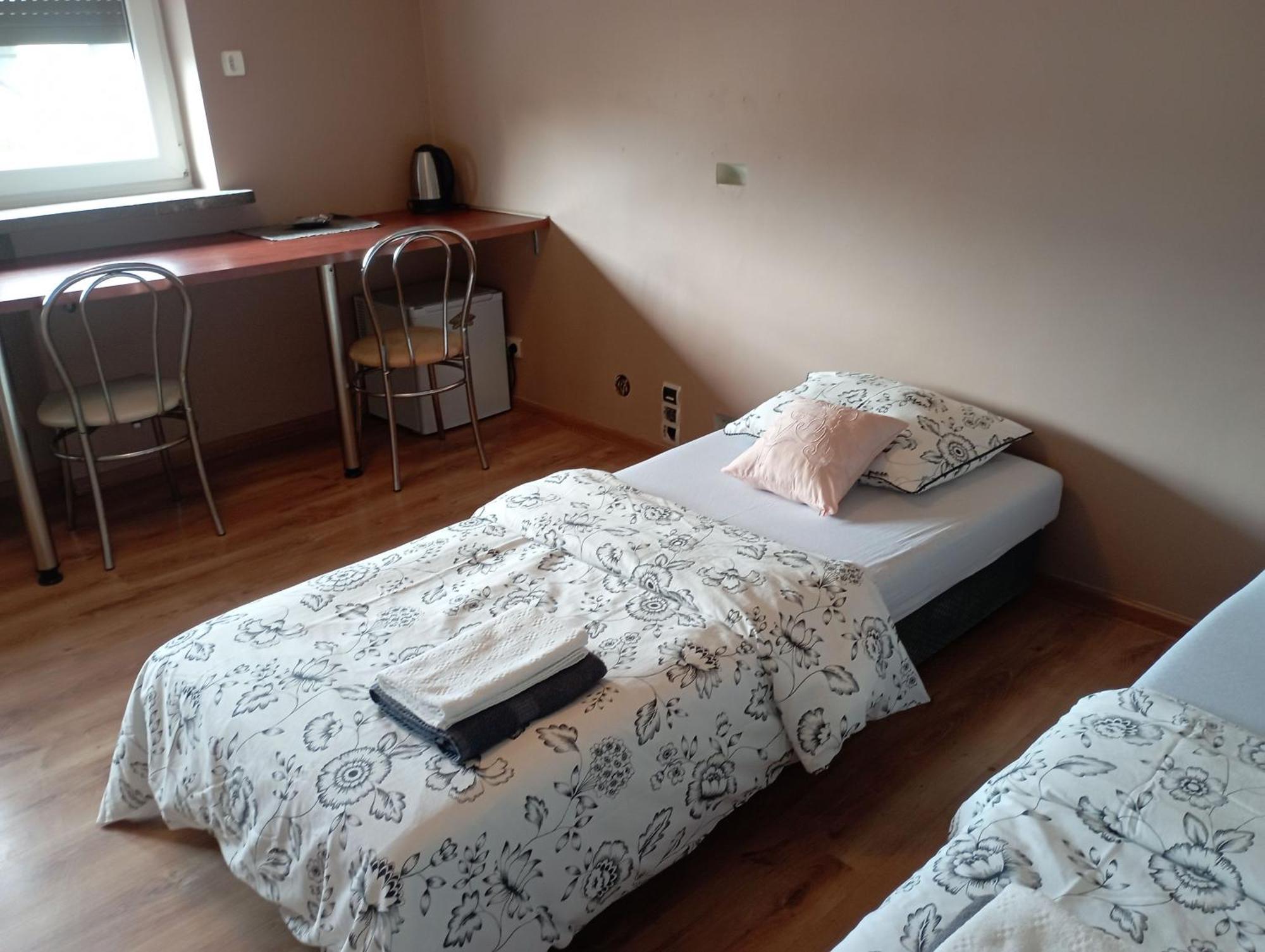 Pokoje Targowek Hotel Варшава Екстериор снимка
